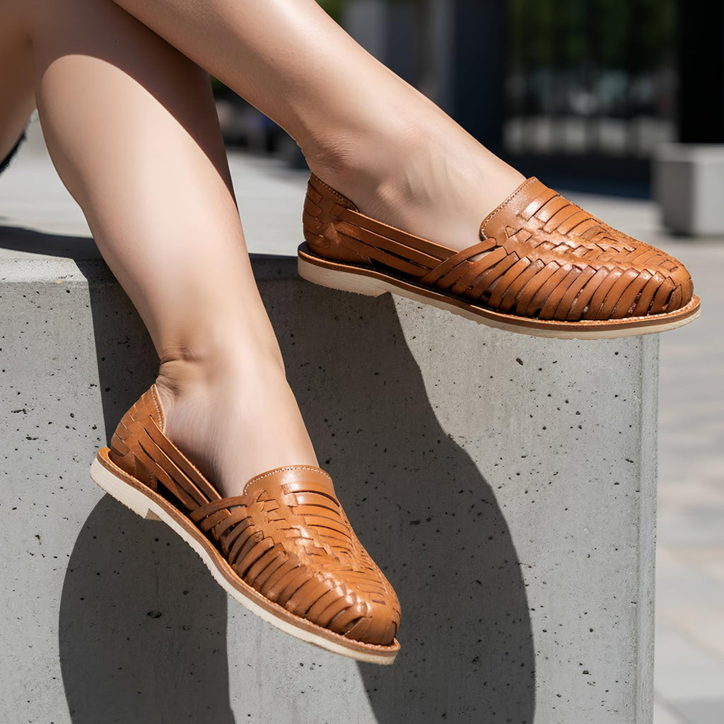 Artisans Bazaar - Mexican Huaraches Sandals for Women Handmade by Artisans in Mexico with Genuine Leather Pre-Hispanic Inspired Traditional Footwear Comfortable Breathable